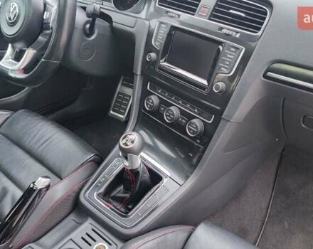 Серый Фольксваген Гольф ГТИ, объемом двигателя 1.98 л и пробегом 147 тыс. км за 13000 $, фото 31 на Automoto.ua