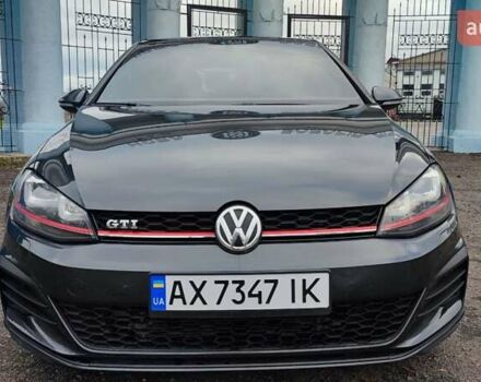 Серый Фольксваген Гольф ГТИ, объемом двигателя 1.98 л и пробегом 147 тыс. км за 13000 $, фото 1 на Automoto.ua