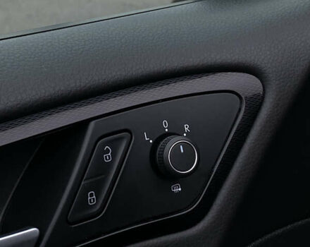 Серый Фольксваген Гольф ГТИ, объемом двигателя 1.98 л и пробегом 123 тыс. км за 13800 $, фото 29 на Automoto.ua