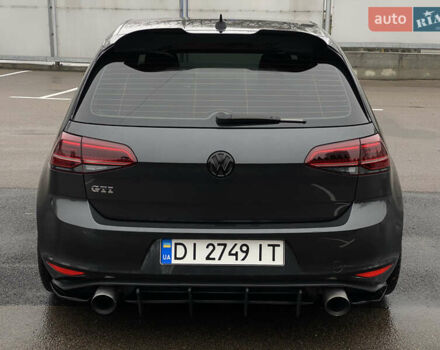 Серый Фольксваген Гольф ГТИ, объемом двигателя 1.98 л и пробегом 123 тыс. км за 13800 $, фото 5 на Automoto.ua