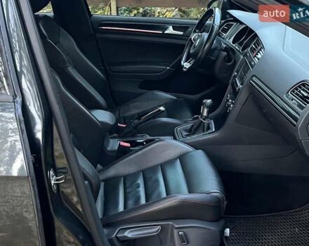 Серый Фольксваген Гольф ГТИ, объемом двигателя 2 л и пробегом 150 тыс. км за 13790 $, фото 29 на Automoto.ua