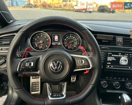 Серый Фольксваген Гольф ГТИ, объемом двигателя 1.98 л и пробегом 184 тыс. км за 14700 $, фото 9 на Automoto.ua