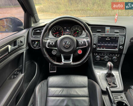 Серый Фольксваген Гольф ГТИ, объемом двигателя 1.98 л и пробегом 170 тыс. км за 15200 $, фото 6 на Automoto.ua