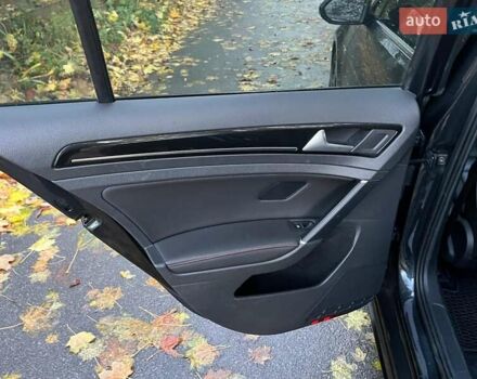 Серый Фольксваген Гольф ГТИ, объемом двигателя 2 л и пробегом 150 тыс. км за 13790 $, фото 25 на Automoto.ua