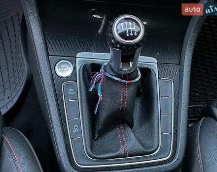 Серый Фольксваген Гольф ГТИ, объемом двигателя 2 л и пробегом 150 тыс. км за 13790 $, фото 20 на Automoto.ua