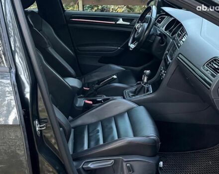 Серый Фольксваген Гольф ГТИ, объемом двигателя 2 л и пробегом 150 тыс. км за 13790 $, фото 29 на Automoto.ua