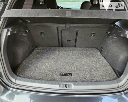 Сірий Фольксваген Гольф ГТІ, об'ємом двигуна 1.98 л та пробігом 133 тис. км за 16000 $, фото 18 на Automoto.ua