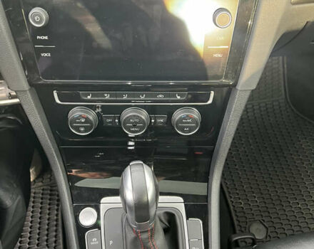 Серый Фольксваген Гольф ГТИ, объемом двигателя 1.98 л и пробегом 52 тыс. км за 23000 $, фото 6 на Automoto.ua