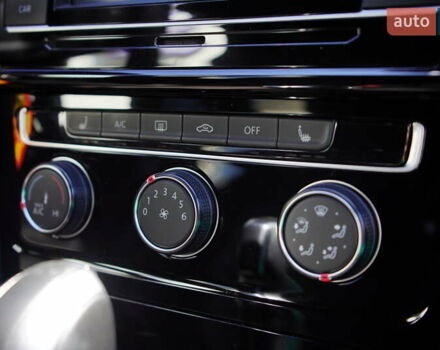 Серый Фольксваген Гольф ГТИ, объемом двигателя 2 л и пробегом 167 тыс. км за 15600 $, фото 21 на Automoto.ua