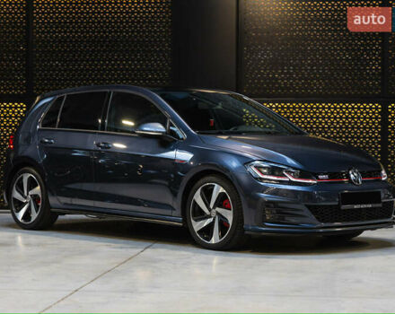 Серый Фольксваген Гольф ГТИ, объемом двигателя 2 л и пробегом 70 тыс. км за 20999 $, фото 4 на Automoto.ua