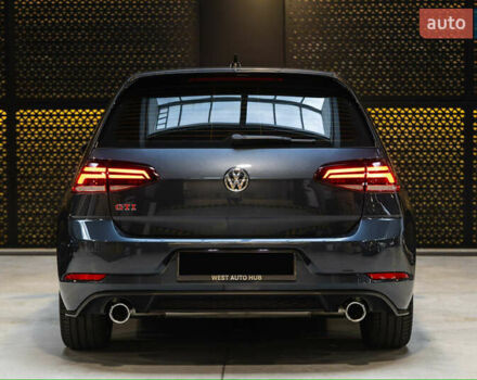 Серый Фольксваген Гольф ГТИ, объемом двигателя 2 л и пробегом 70 тыс. км за 20999 $, фото 12 на Automoto.ua