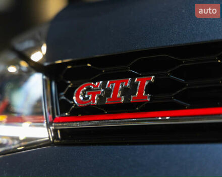 Серый Фольксваген Гольф ГТИ, объемом двигателя 2 л и пробегом 70 тыс. км за 20999 $, фото 13 на Automoto.ua
