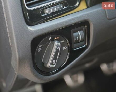 Серый Фольксваген Гольф ГТИ, объемом двигателя 1.98 л и пробегом 113 тыс. км за 17800 $, фото 19 на Automoto.ua