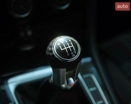 Серый Фольксваген Гольф ГТИ, объемом двигателя 1.98 л и пробегом 113 тыс. км за 17800 $, фото 16 на Automoto.ua