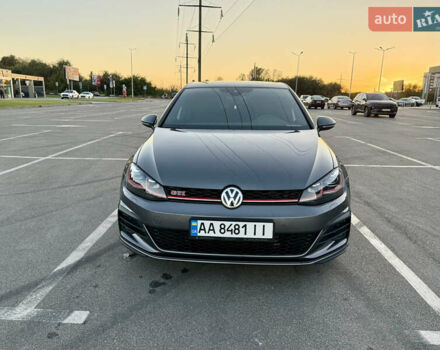 Серый Фольксваген Гольф ГТИ, объемом двигателя 1.98 л и пробегом 110 тыс. км за 23999 $, фото 1 на Automoto.ua