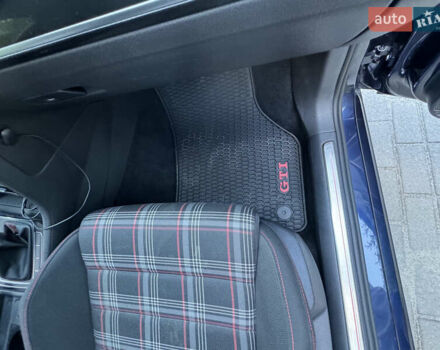 Синий Фольксваген Гольф ГТИ, объемом двигателя 1.98 л и пробегом 130 тыс. км за 13777 $, фото 26 на Automoto.ua