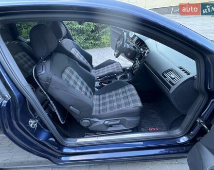 Синий Фольксваген Гольф ГТИ, объемом двигателя 1.98 л и пробегом 130 тыс. км за 13777 $, фото 24 на Automoto.ua