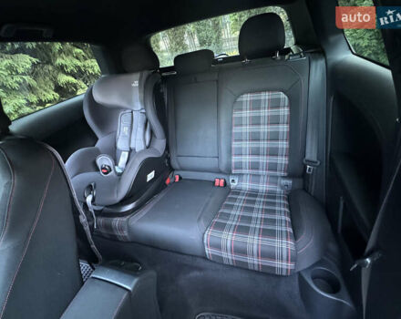 Синий Фольксваген Гольф ГТИ, объемом двигателя 1.98 л и пробегом 130 тыс. км за 13777 $, фото 21 на Automoto.ua