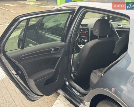 Синий Фольксваген Гольф ГТИ, объемом двигателя 2 л и пробегом 118 тыс. км за 22700 $, фото 12 на Automoto.ua