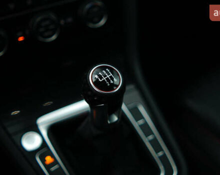 Синий Фольксваген Гольф ГТИ, объемом двигателя 1.98 л и пробегом 64 тыс. км за 16000 $, фото 11 на Automoto.ua