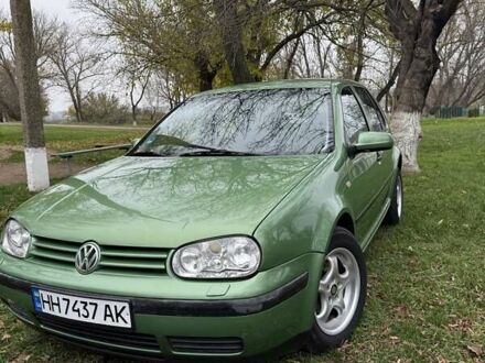 Зеленый Фольксваген Гольф ГТИ, объемом двигателя 1.6 л и пробегом 220 тыс. км за 4500 $, фото 1 на Automoto.ua