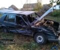 Синій Фольксваген Гольф 2, об'ємом двигуна 1.8 л та пробігом 300 тис. км за 750 $, фото 1 на Automoto.ua