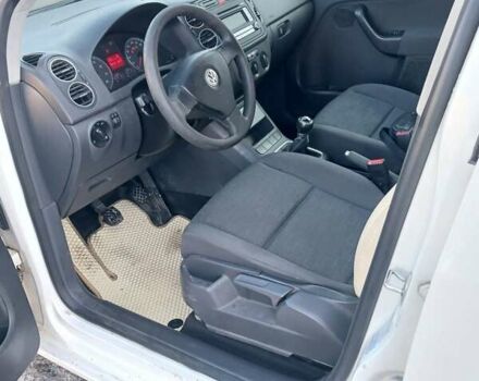 Белый Фольксваген Гольф Плюс, объемом двигателя 1.39 л и пробегом 256 тыс. км за 4250 $, фото 4 на Automoto.ua