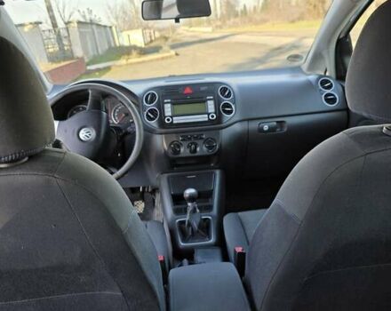Белый Фольксваген Гольф Плюс, объемом двигателя 1.9 л и пробегом 295 тыс. км за 5600 $, фото 17 на Automoto.ua