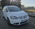 Белый Фольксваген Гольф Плюс, объемом двигателя 1.9 л и пробегом 295 тыс. км за 5600 $, фото 2 на Automoto.ua