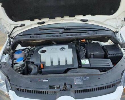 Білий Фольксваген Golf Plus, об'ємом двигуна 1.9 л та пробігом 295 тис. км за 5600 $, фото 29 на Automoto.ua