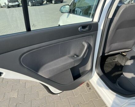 Білий Фольксваген Golf Plus, об'ємом двигуна 1.9 л та пробігом 220 тис. км за 7200 $, фото 12 на Automoto.ua