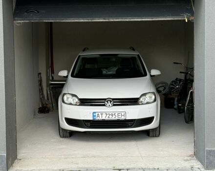 Білий Фольксваген Golf Plus, об'ємом двигуна 1.4 л та пробігом 260 тис. км за 6800 $, фото 23 на Automoto.ua