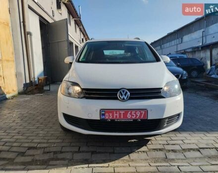 Белый Фольксваген Гольф Плюс, объемом двигателя 1.6 л и пробегом 200 тыс. км за 6900 $, фото 5 на Automoto.ua