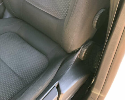 Белый Фольксваген Гольф Плюс, объемом двигателя 1.6 л и пробегом 280 тыс. км за 8200 $, фото 24 на Automoto.ua