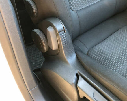 Белый Фольксваген Гольф Плюс, объемом двигателя 1.6 л и пробегом 280 тыс. км за 8200 $, фото 23 на Automoto.ua