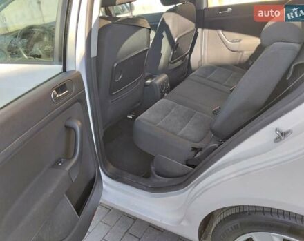 Белый Фольксваген Гольф Плюс, объемом двигателя 1.6 л и пробегом 200 тыс. км за 6900 $, фото 7 на Automoto.ua