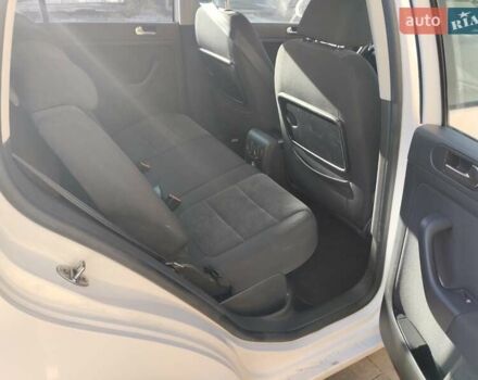 Белый Фольксваген Гольф Плюс, объемом двигателя 1.6 л и пробегом 200 тыс. км за 6900 $, фото 8 на Automoto.ua