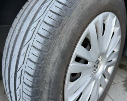 Білий Фольксваген Golf Plus, об'ємом двигуна 1.4 л та пробігом 260 тис. км за 6800 $, фото 22 на Automoto.ua