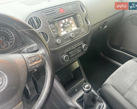 Белый Фольксваген Гольф Плюс, объемом двигателя 1.6 л и пробегом 236 тыс. км за 7500 $, фото 53 на Automoto.ua