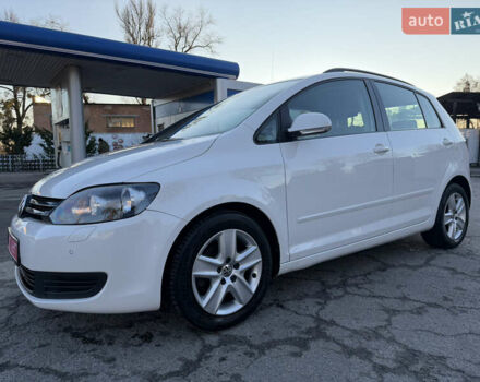 Белый Фольксваген Гольф Плюс, объемом двигателя 1.6 л и пробегом 200 тыс. км за 7999 $, фото 12 на Automoto.ua