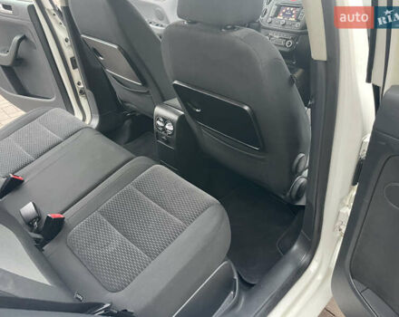 Белый Фольксваген Гольф Плюс, объемом двигателя 1.6 л и пробегом 236 тыс. км за 7500 $, фото 68 на Automoto.ua