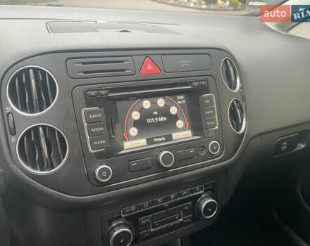 Белый Фольксваген Гольф Плюс, объемом двигателя 1.6 л и пробегом 236 тыс. км за 7500 $, фото 55 на Automoto.ua