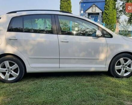 Білий Фольксваген Golf Plus, об'ємом двигуна 1.6 л та пробігом 203 тис. км за 7900 $, фото 54 на Automoto.ua