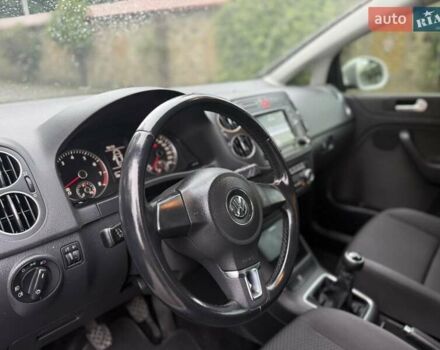 Білий Фольксваген Golf Plus, об'ємом двигуна 1.39 л та пробігом 288 тис. км за 6350 $, фото 14 на Automoto.ua