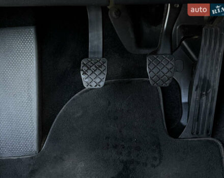 Белый Фольксваген Гольф Плюс, объемом двигателя 1.6 л и пробегом 200 тыс. км за 7999 $, фото 42 на Automoto.ua