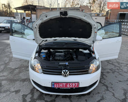 Белый Фольксваген Гольф Плюс, объемом двигателя 1.6 л и пробегом 200 тыс. км за 7999 $, фото 44 на Automoto.ua