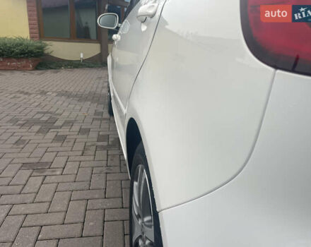 Белый Фольксваген Гольф Плюс, объемом двигателя 1.6 л и пробегом 236 тыс. км за 7500 $, фото 22 на Automoto.ua