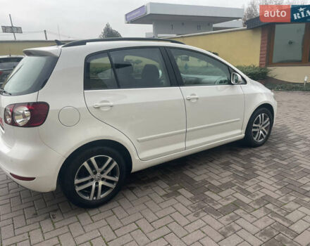 Белый Фольксваген Гольф Плюс, объемом двигателя 1.6 л и пробегом 236 тыс. км за 7500 $, фото 10 на Automoto.ua