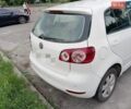 Белый Фольксваген Гольф Плюс, объемом двигателя 1.4 л и пробегом 230 тыс. км за 5200 $, фото 3 на Automoto.ua
