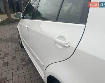 Белый Фольксваген Гольф Плюс, объемом двигателя 1.6 л и пробегом 236 тыс. км за 7500 $, фото 24 на Automoto.ua